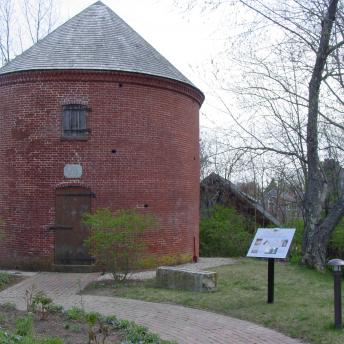 Powderhouse and Historic Marker